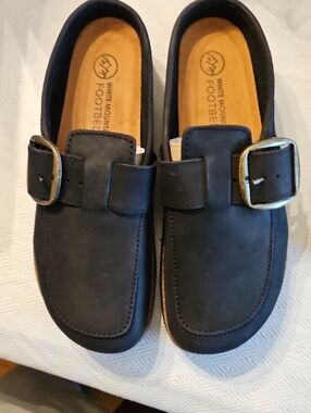 White Mountain Black Buckle Slip-On Loafers